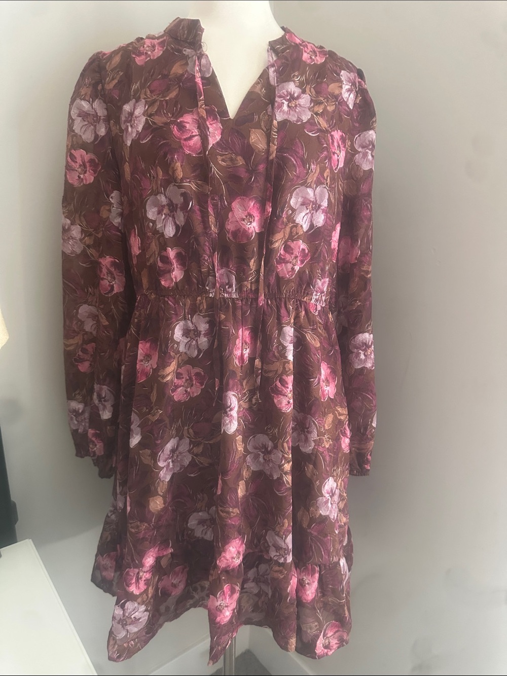 Floral Long-Sleeve V-Neck Dress in Brown and Pink